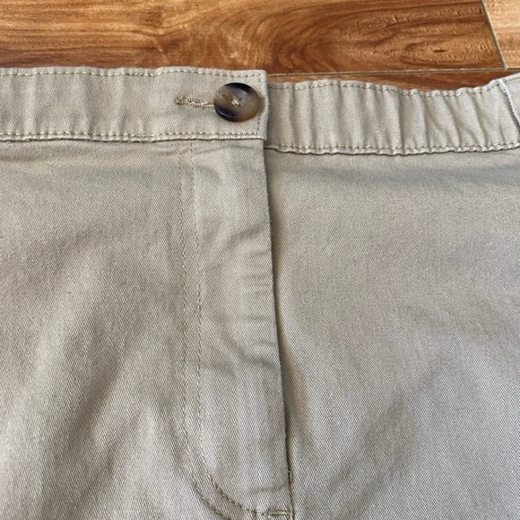 L.L Beans Women’s Plus Size Classic Fit Straight Khaki Skirt Size 20W - Picture 3 of 13